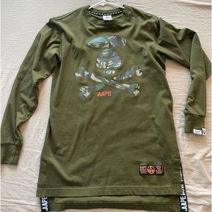 AAPE green long sleeve shirt small